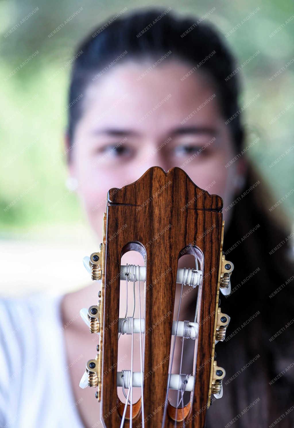 Művészeti oktatás - Debrecen - Klasszikus Gitárosok Találkozója