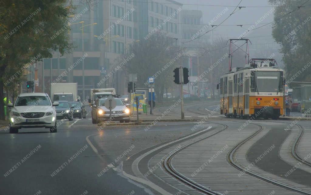 Időjárás - Budapest - Ködös őszi reggel a fővárosban