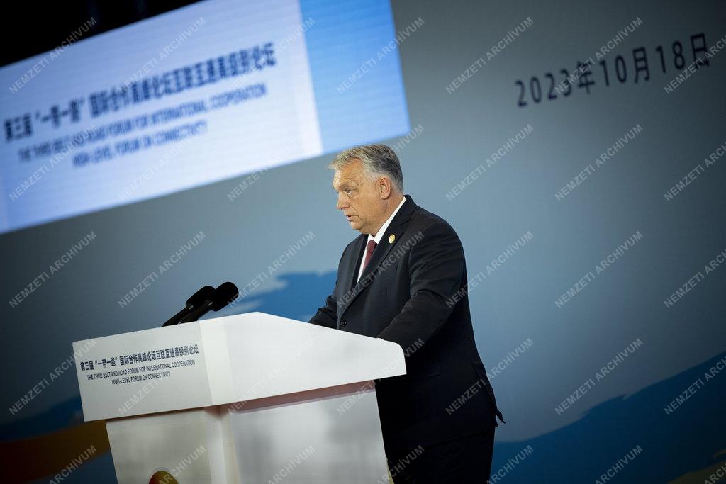 Orbán Viktor Kínában