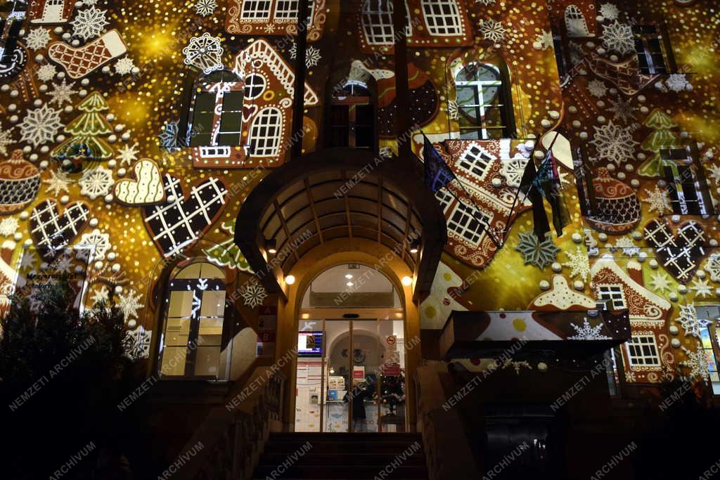 Ünnep - Budapest - Adventi fényfestés a Bethesda Gyermekkórházon