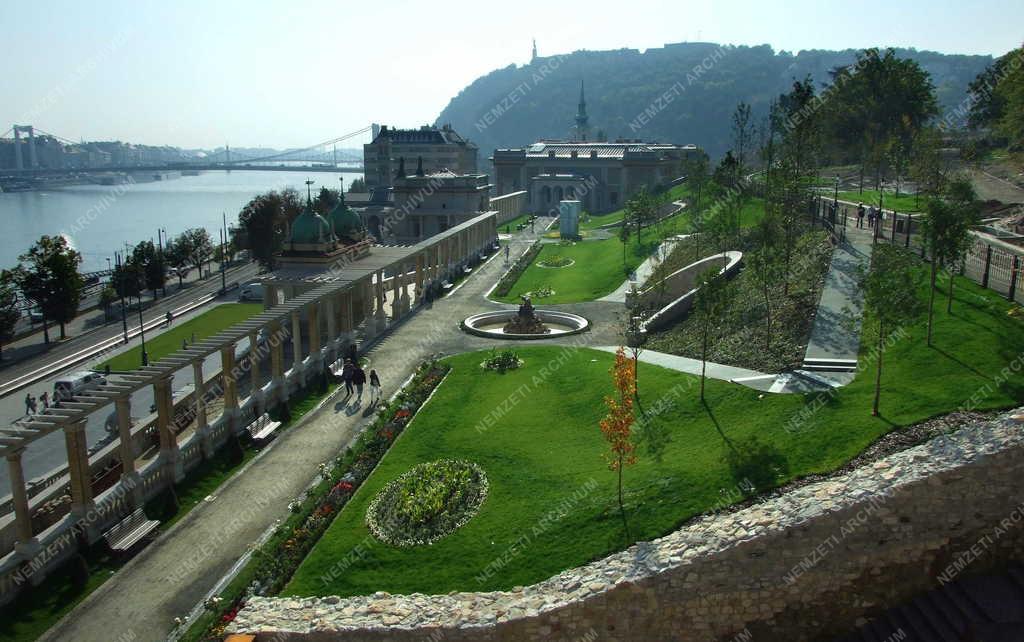 Műemlék - Budapest - A Várkert Bazár