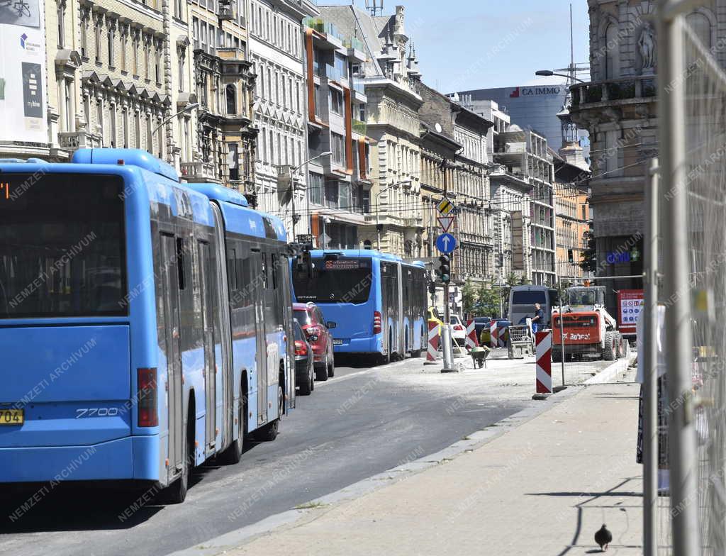 Településfejlesztés - Budapest - Megújul a Blaha Lujza tér