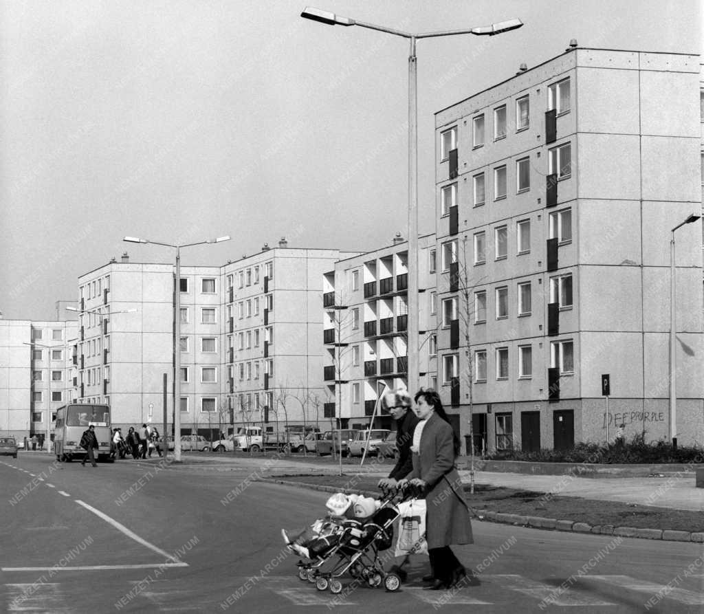 Városkép-életkép - A győri József Attila-lakótelep