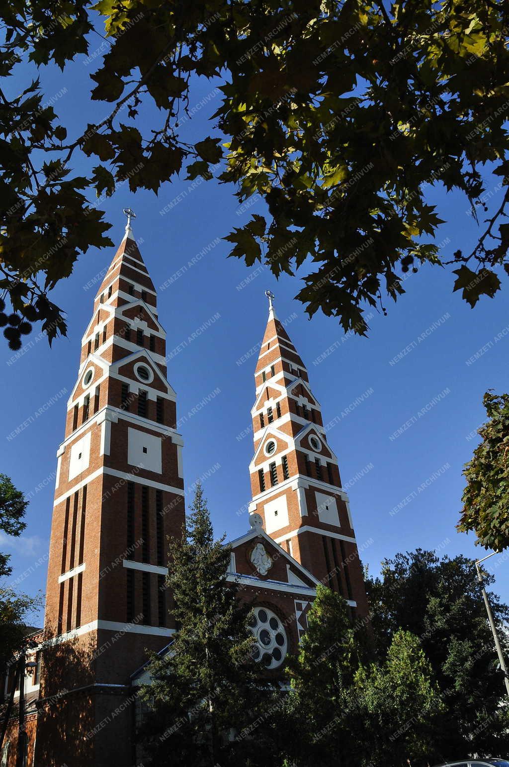 Egyház - Budapest - Felújították az angyalföldi Szent Mihály-templomot