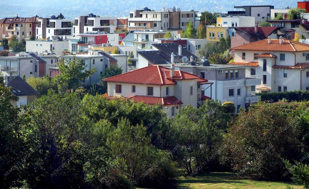 Építőipar - Budapest - Lakásépítési hullám Madárhegyen