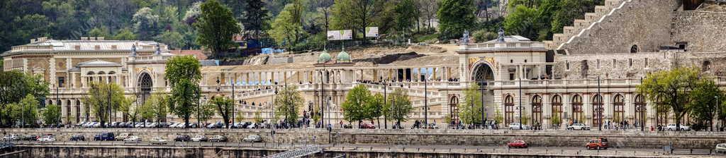 Műemlék - Budapest - A Várkert Bazár