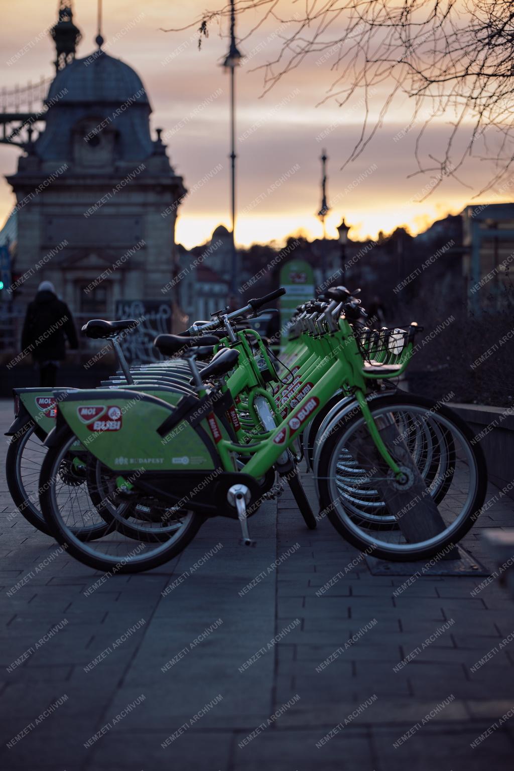 Közlekedés - Budapest - MOL Bubi kerékpárok