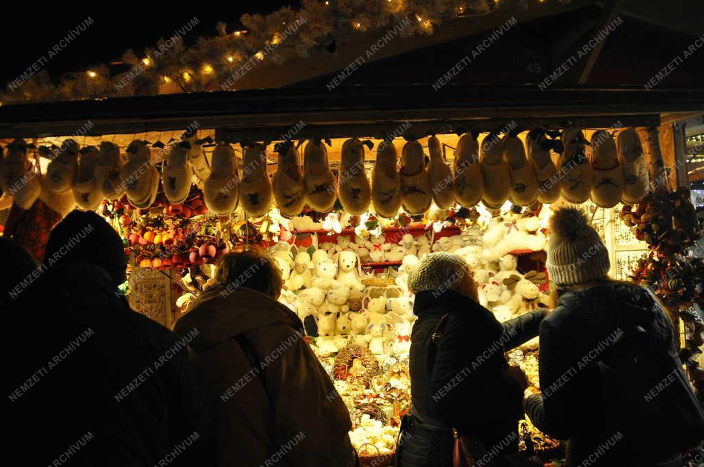 Ünnep - Budapest - Advent a Bazilikánál 