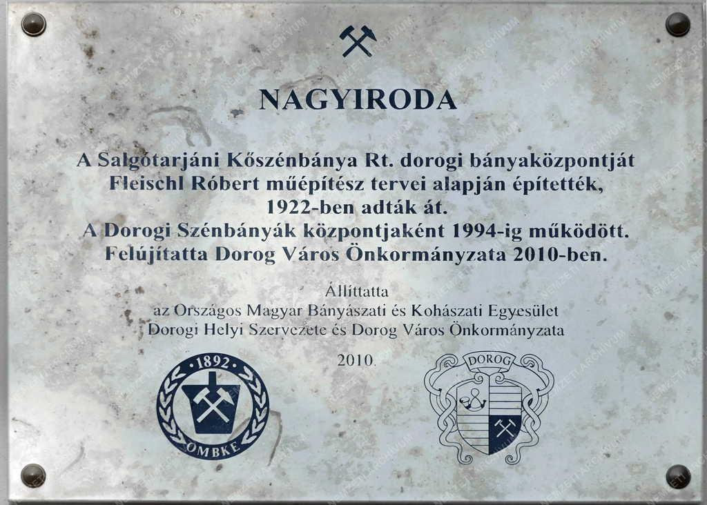  Városkép - Dorog - Emléktábla