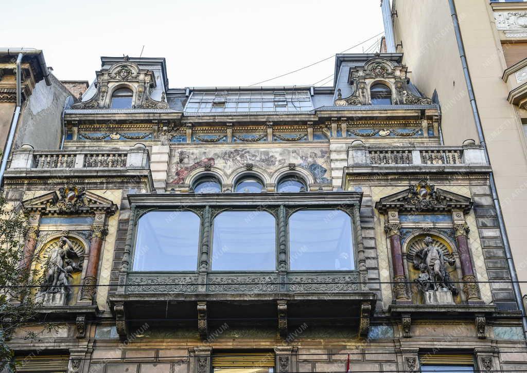 Városkép - Budapest - Nagymező utca a pesti Broadway