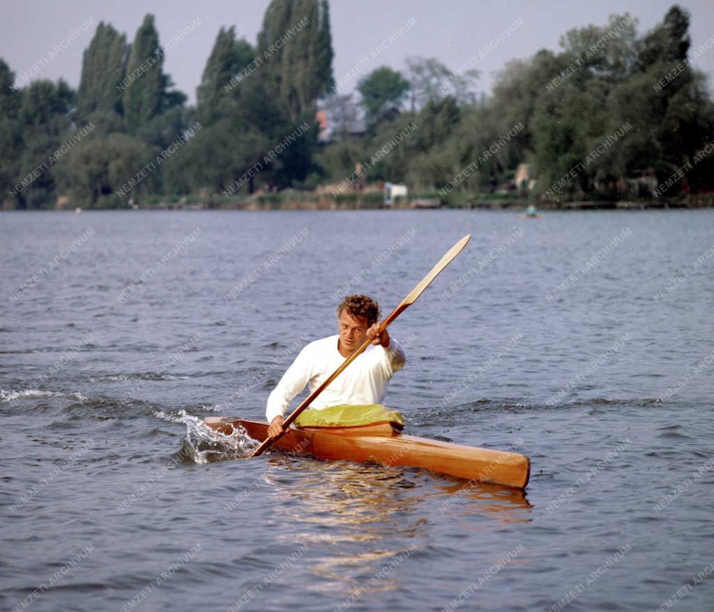 Sport - A kajak-kenu válogatott edzőtábora