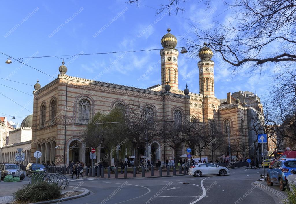 Vallás - Budapest - Dohány utcai Zsinagóga