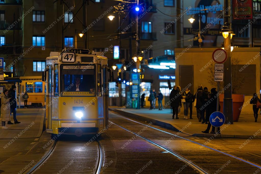 Közlekedés - Budapest - Villamos