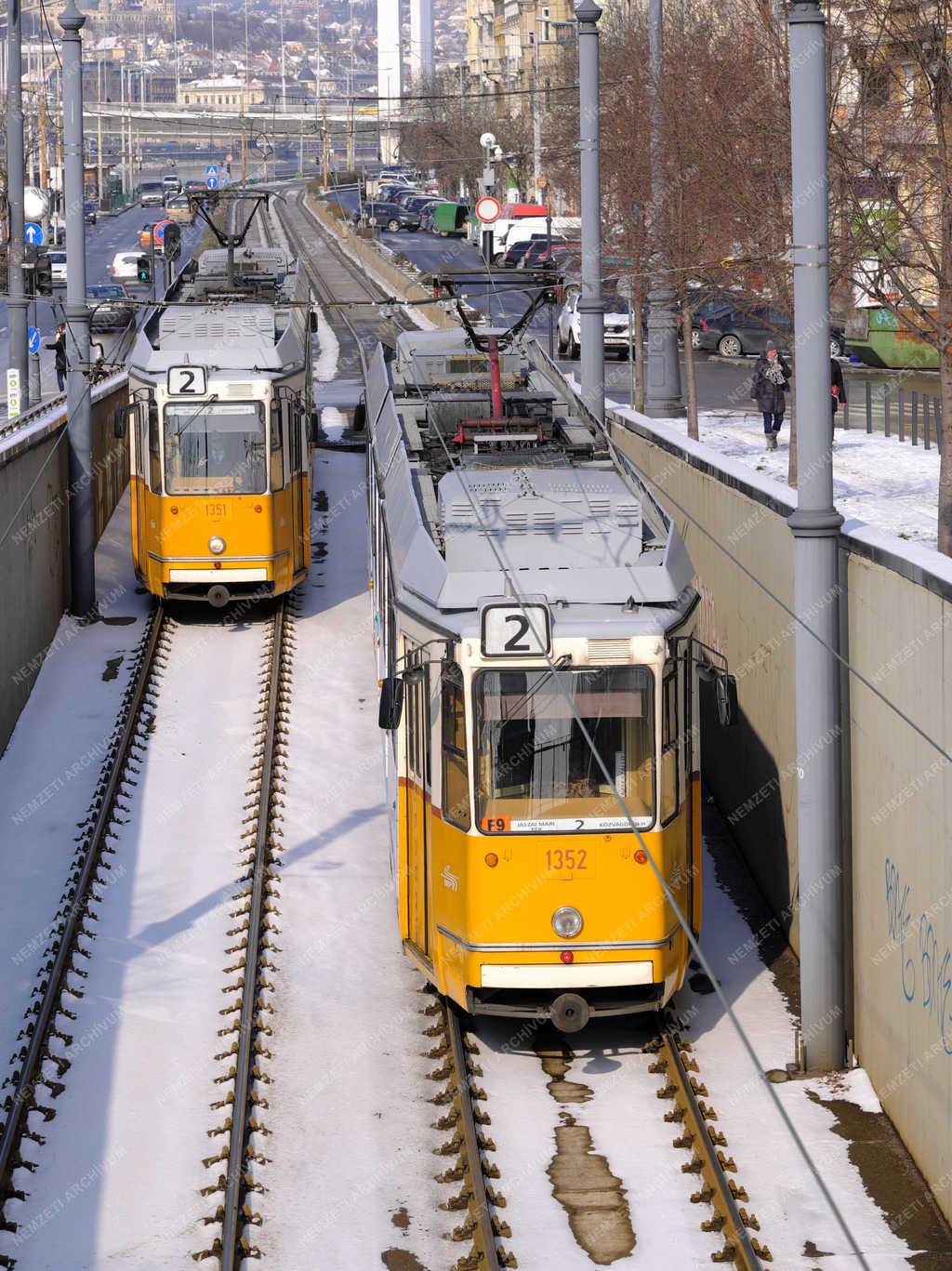 Közlekedés - Budapest - Kettes villamos