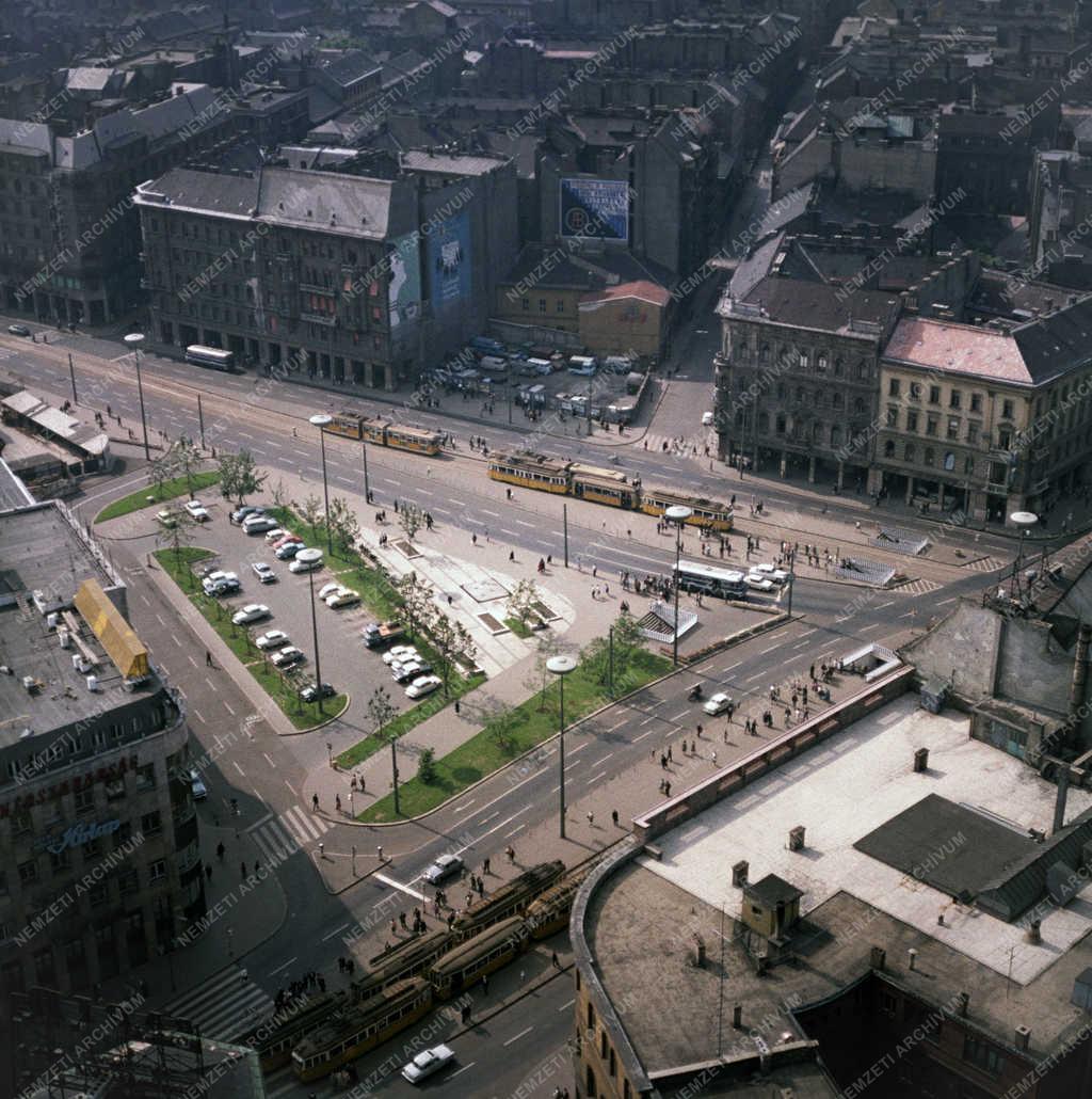 Városkép - Budapest - Blaha Lujza tér