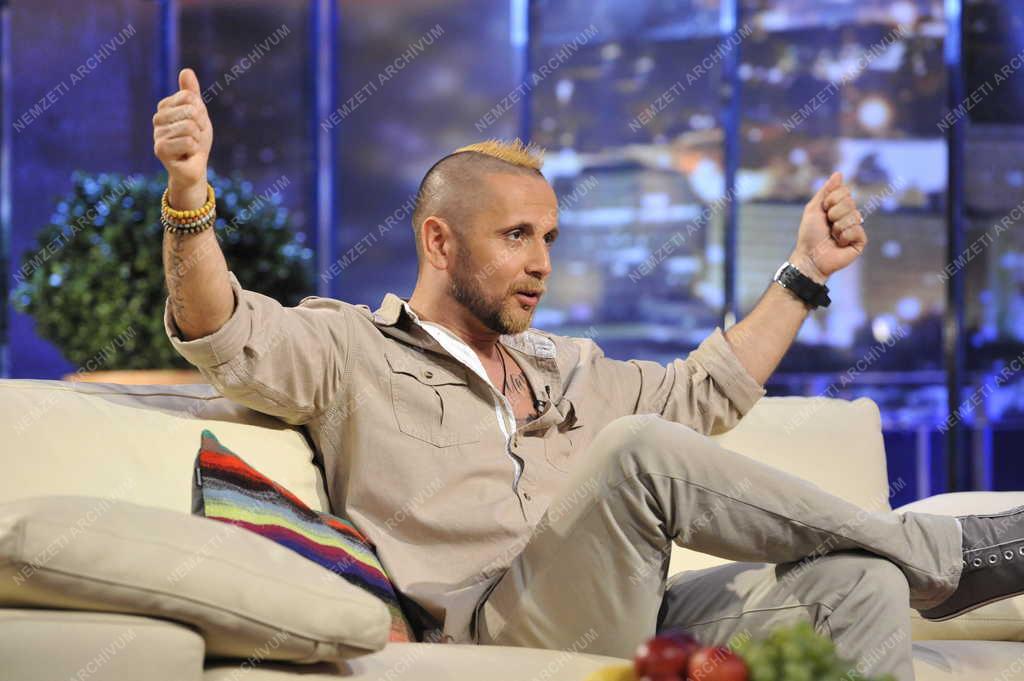 Televízió - DTK - D. Tóth Kriszta Show