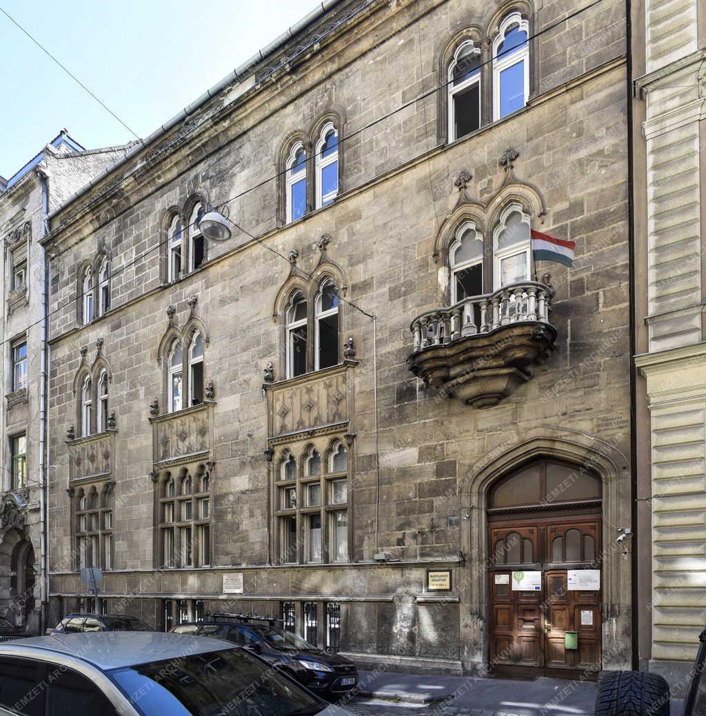 Városkép - Budapest - Volt mentőkórház