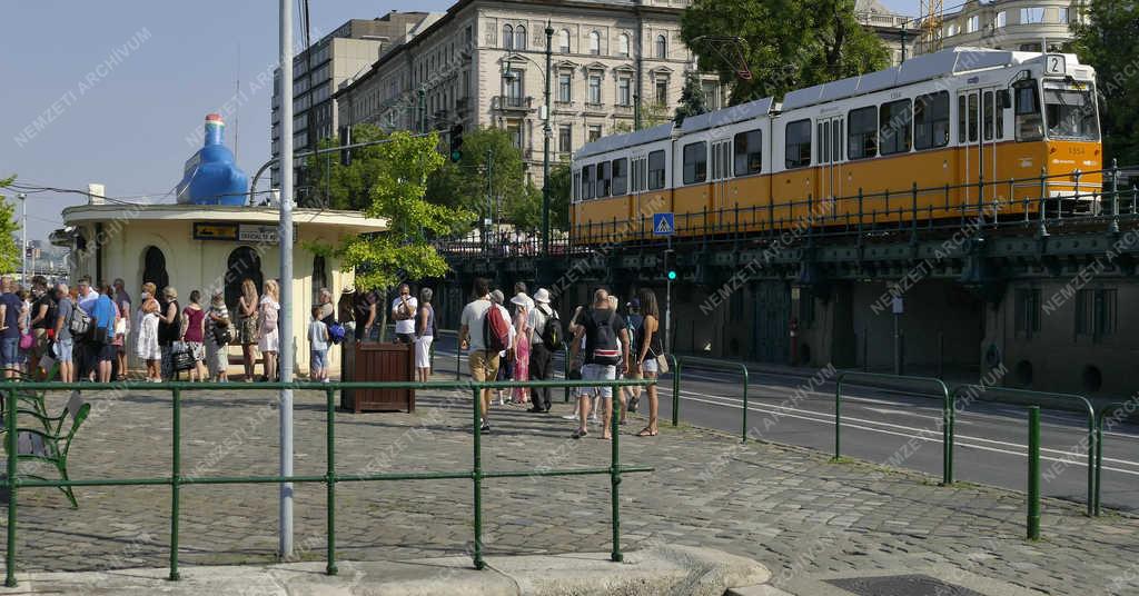  Egészségmegőrzés - Budapest - Sportolóké volt a rakpart