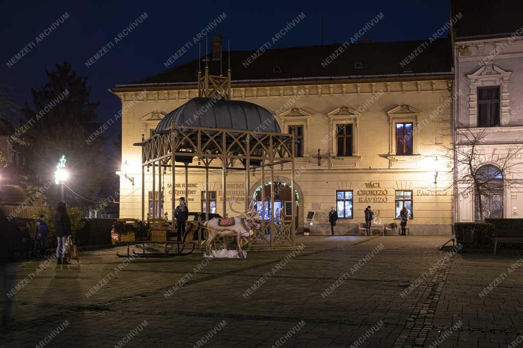 Városkép - Vác - A Harangjáték pavilon