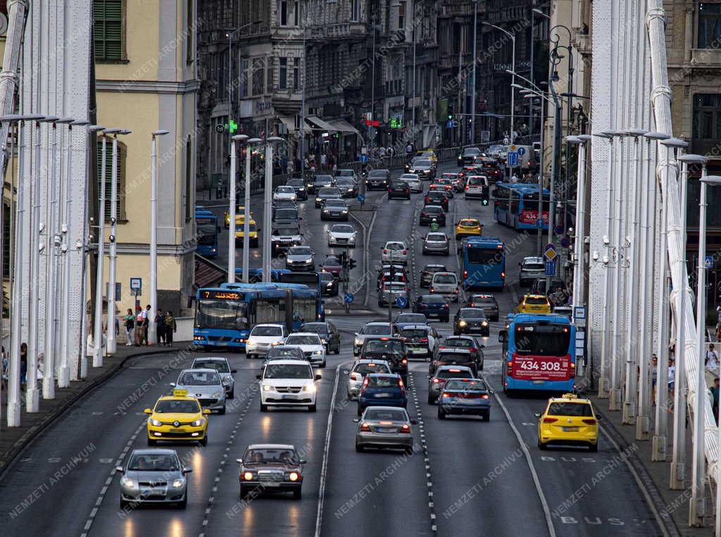 Városkép - Budapest - Erzsébet híd