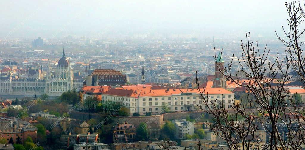 Városkép - Budapest - Hadtörténeti Intézet és Múzeum