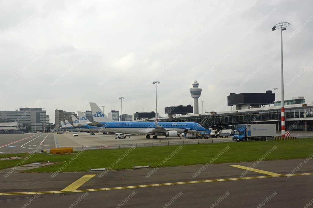 Városkép - Amszterdam - Schiphol Airport