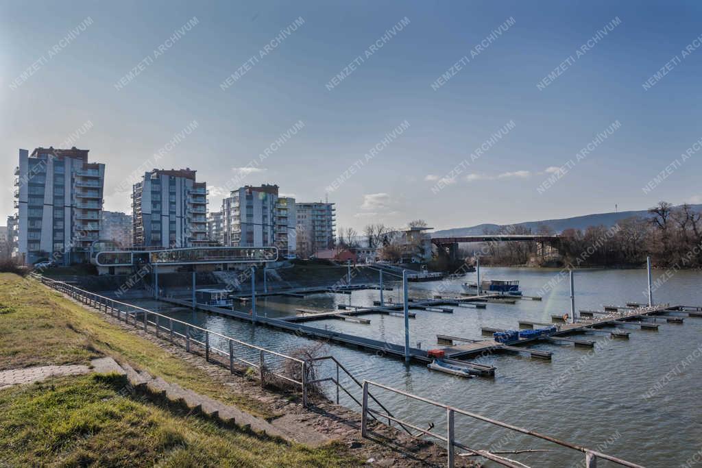 Városkép - Budapest - Marina part Lakópark