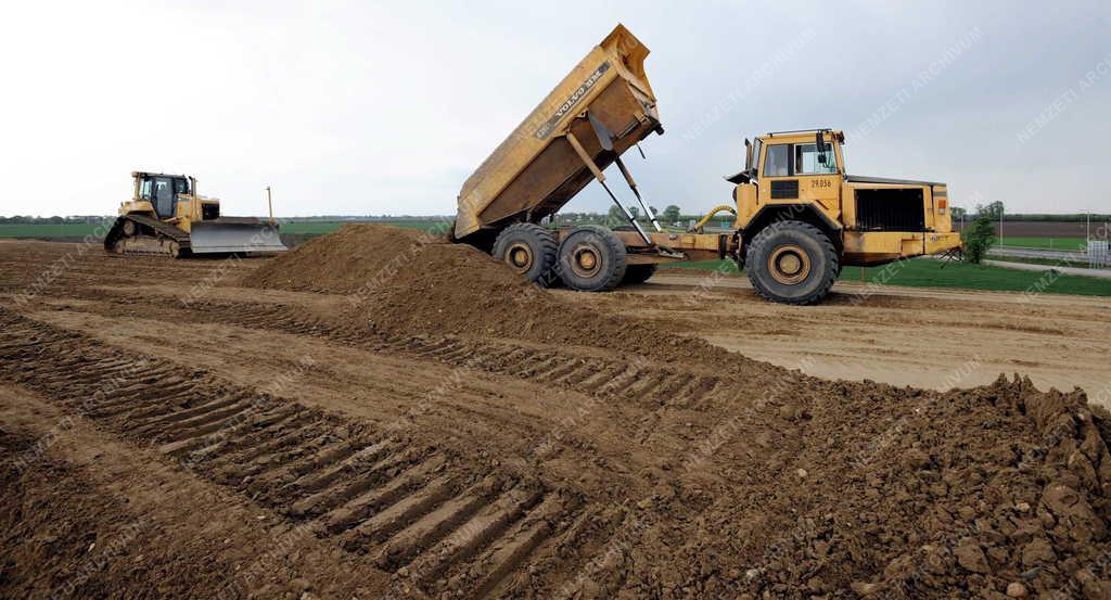 Építőipar - Debrecen - M35 autópálya kivitelezése