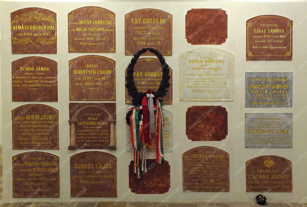 Egyházi épület - Budapest - A Kálvin téri templom kriptája
