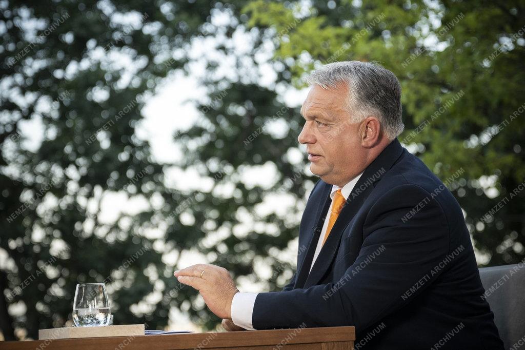 Orbán Viktor interjút adott Tucker Carlsonnak