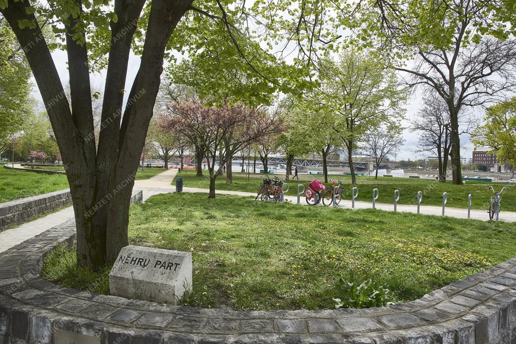 Városkép - Budapest - Nehru part közpark