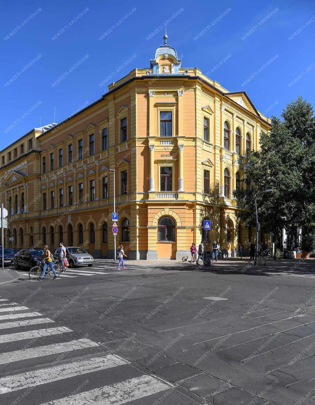 Műemlék épület - Debrecen - Debreceni Zenede