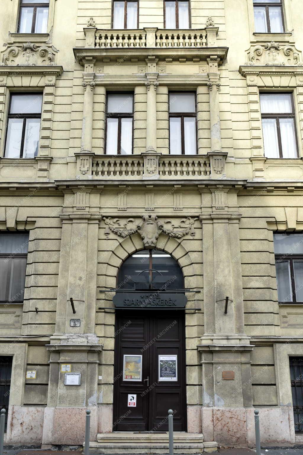 Városkép - Győr - Hotel Szárnyaskerék