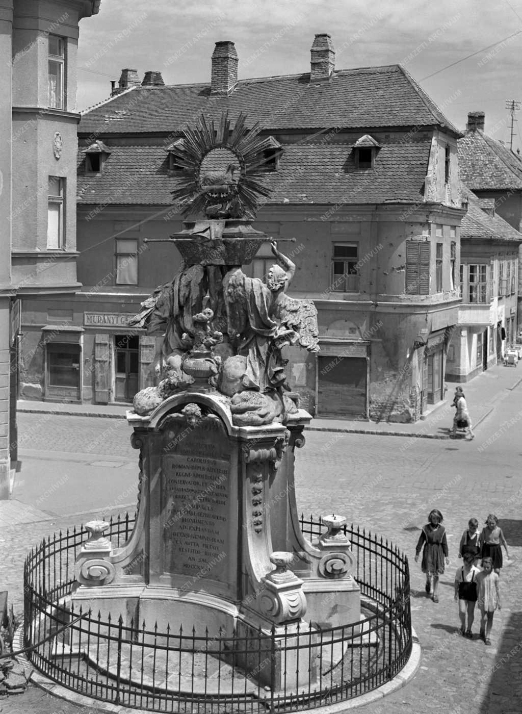 Városkép - Győr - Frigyláda-szobor