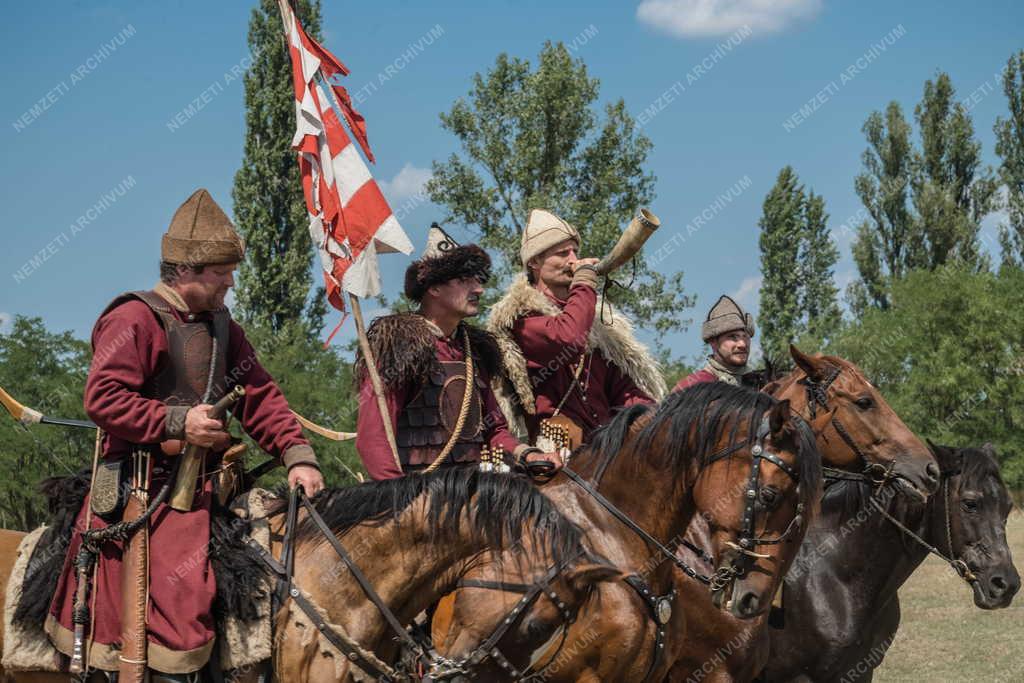 Néphagyomány - Kultúra - Ősök Napja Bugacon - Kurultaj Magyar Törzsi Gyűlés