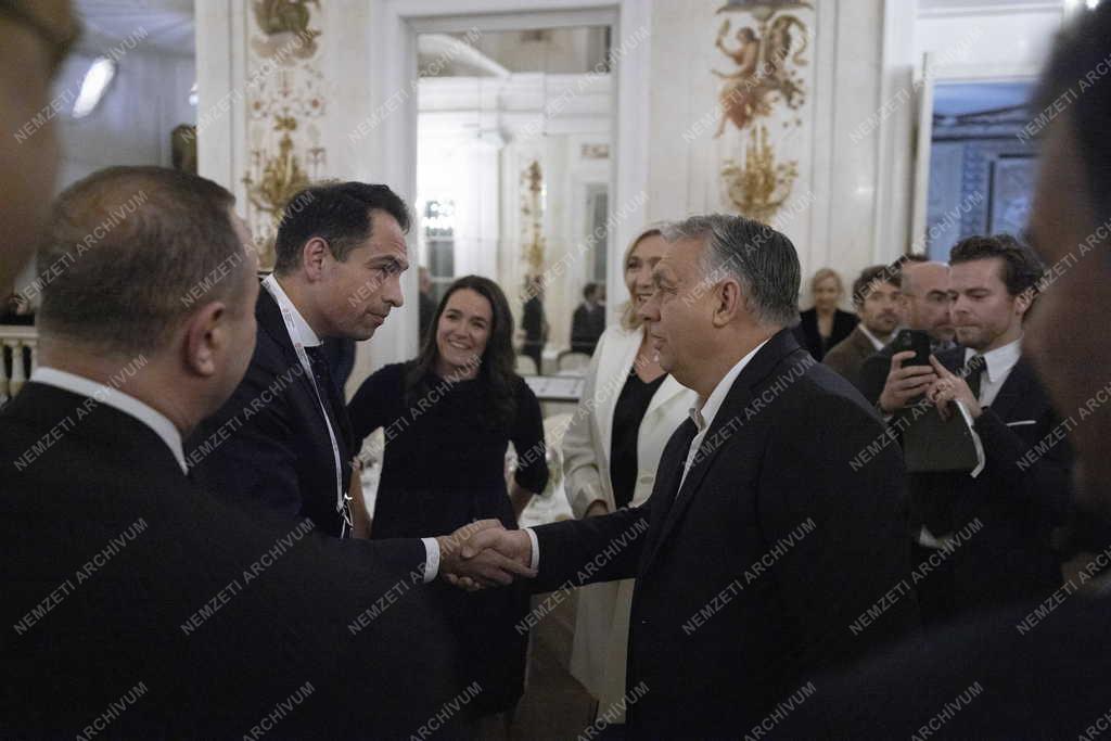 Orbán Viktor Varsóban