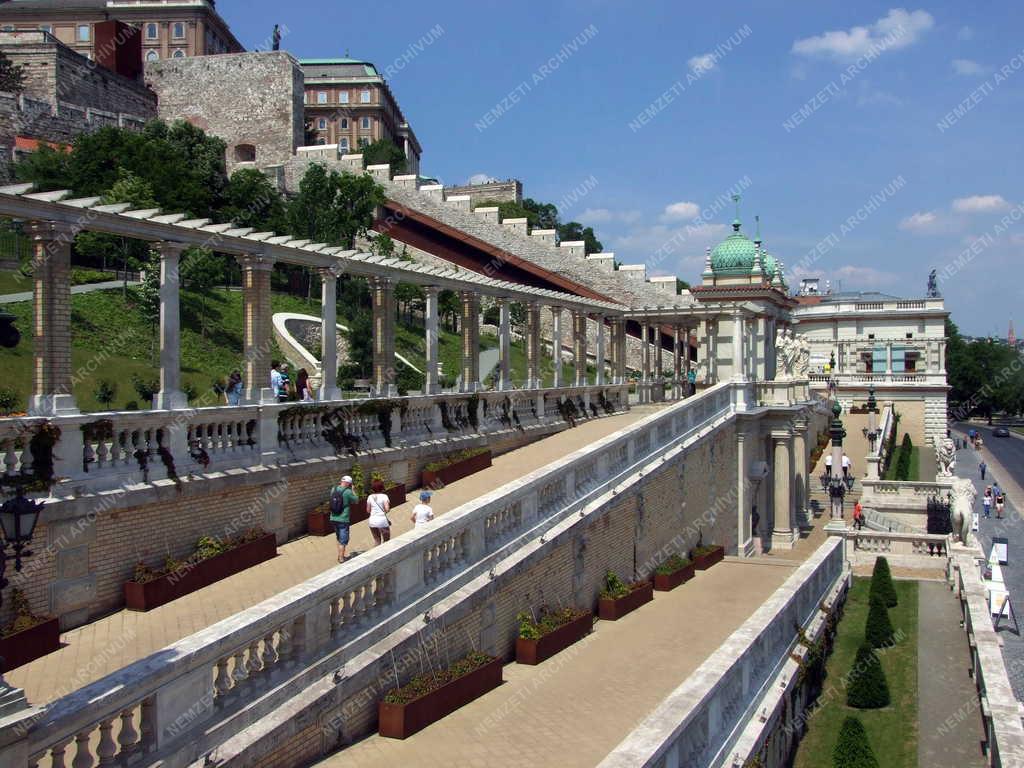 Műemlék - Budapest -  A Várkert Bazár 