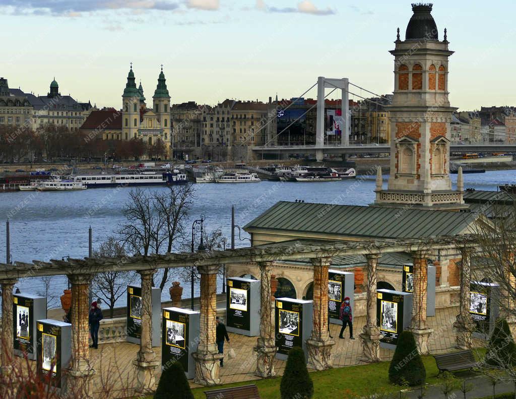 Kultúra - Budapest - Kiállítás régi karácsonyi fotókból