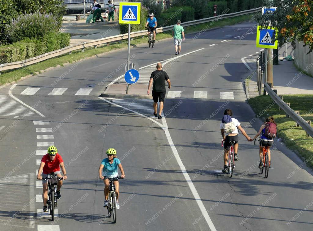  Egészségmegőrzés - Budapest - Sportolóké volt a rakpart