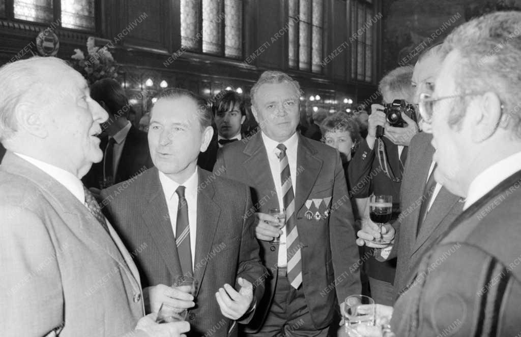 Belpolitika - Állami- és Kossuth-díjak átadása