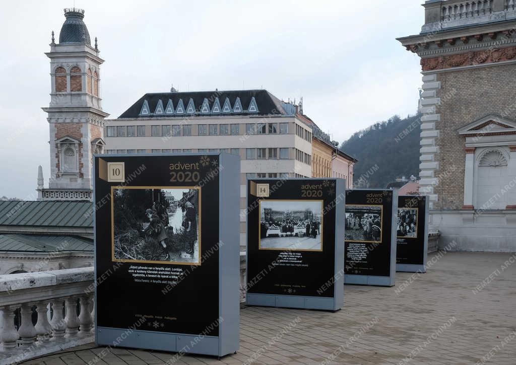 Kultúra - Budapest - Szabadtéri Adventi Naptár fotókiállítás