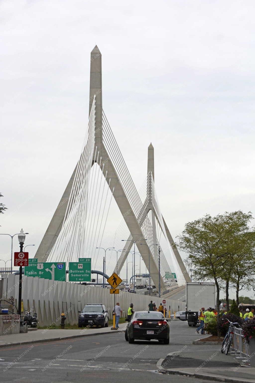 Városkép - Boston - Zakim Híd