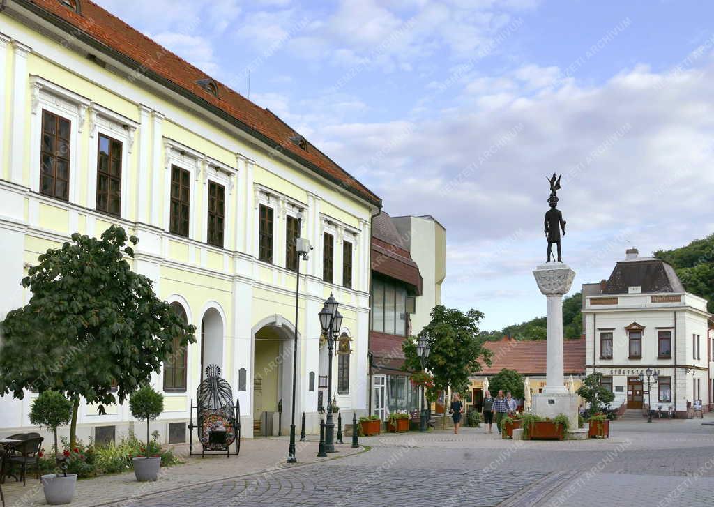 Városkép - Tokaj - Főtér