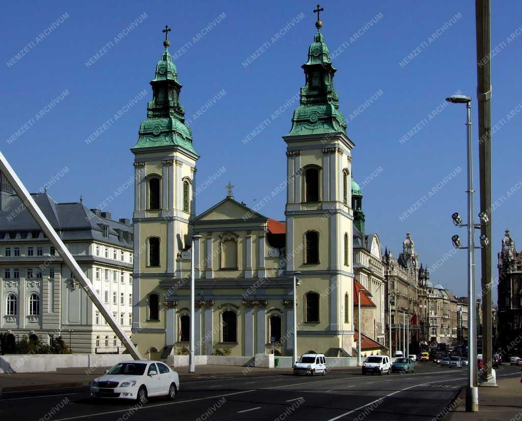 Egyházi épület - Budapest - Belvárosi Plébániatemplom 