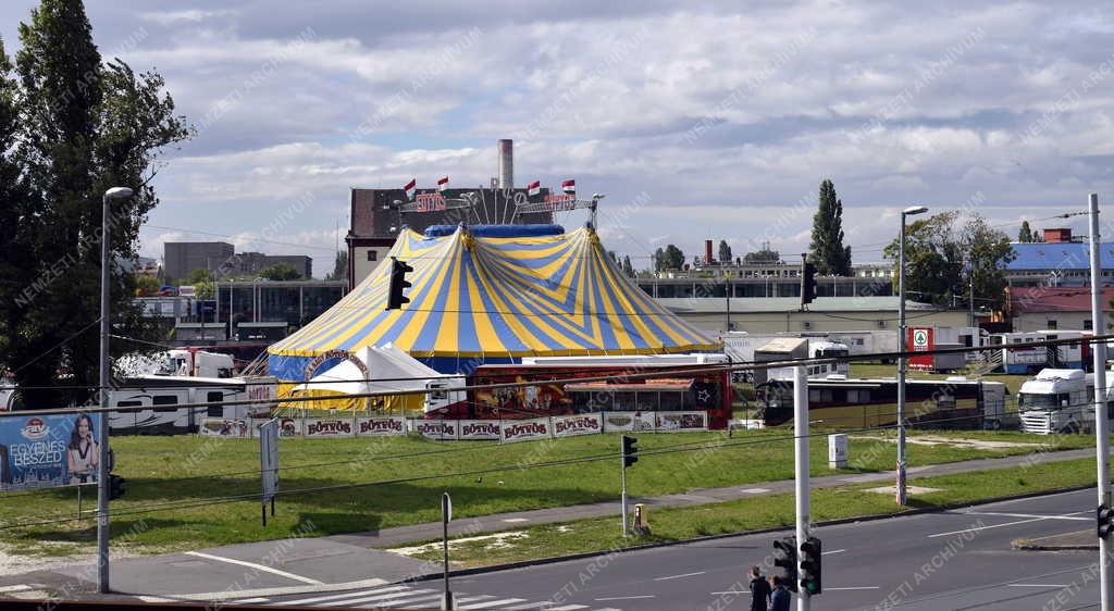 Városkép - Budapest - Eötvös Cirkusz