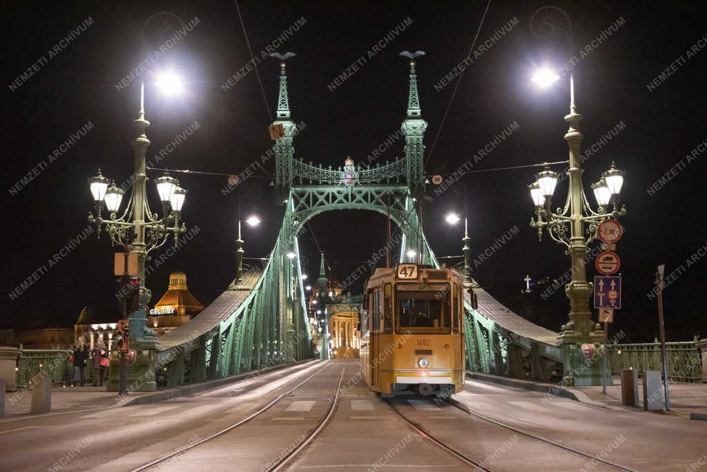 Esti városkép - Budapest - Szabadság híd