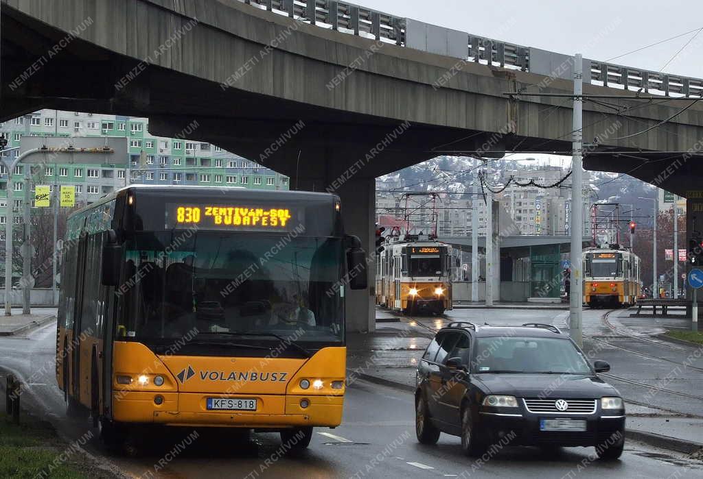 Közlekedés - Budapest - A Flórián tér 