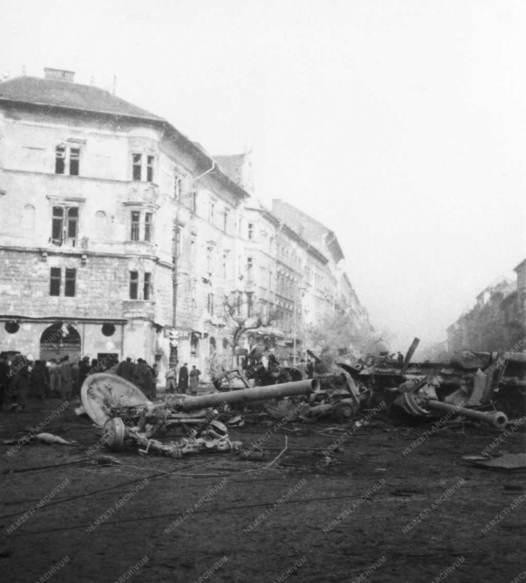 Történelem - 1956-os forradalom és szabadságharc