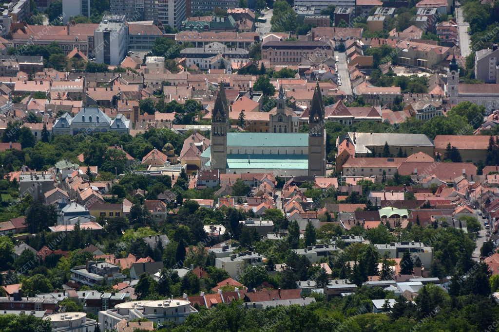 Városkép - Pécs - Panoráma