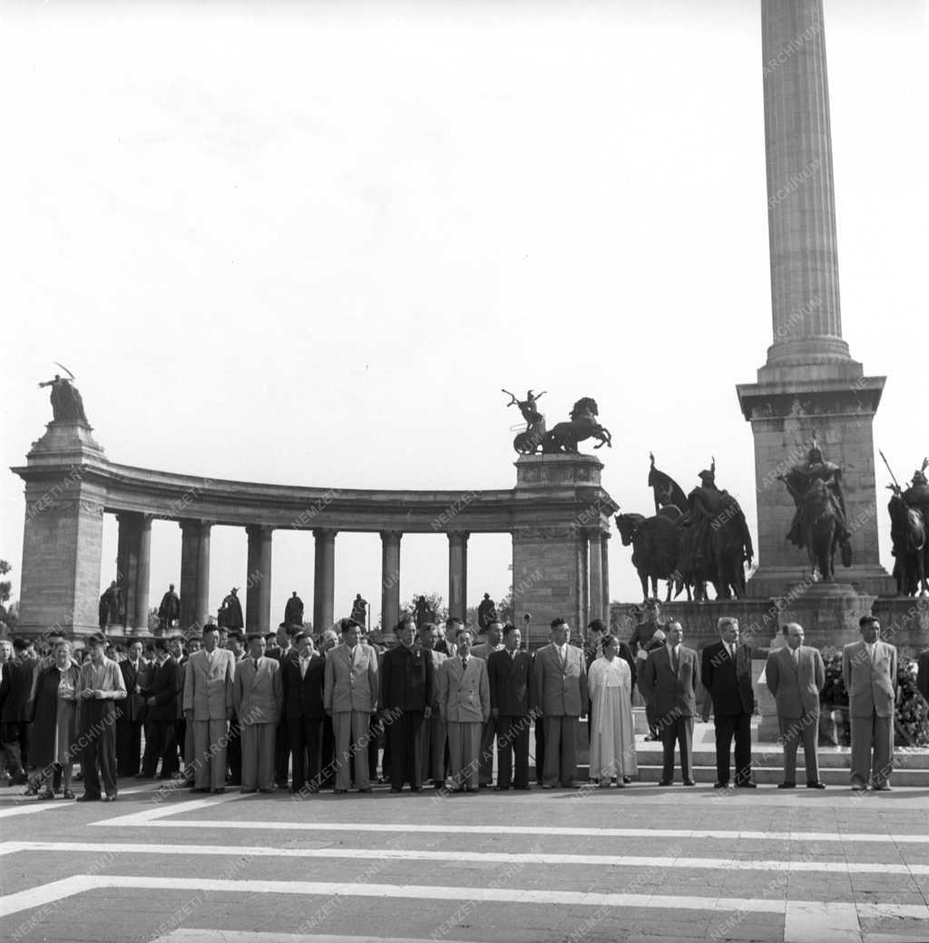 Külkapcsolat - Koreai kormányküldöttség Budapesten